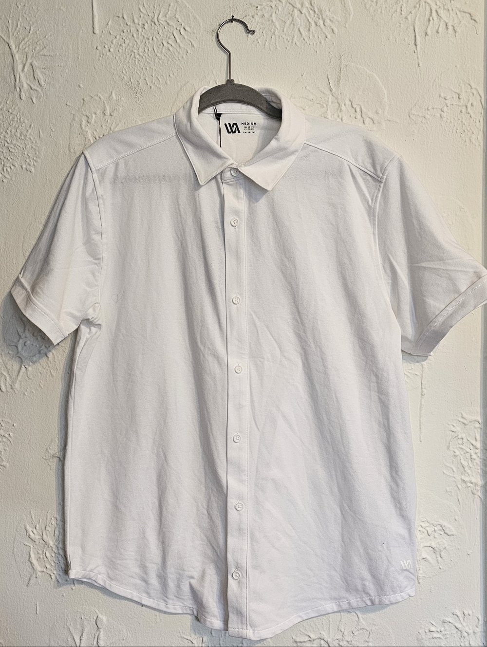 VRST Medium NWT Mens short sleeve button down shirt White